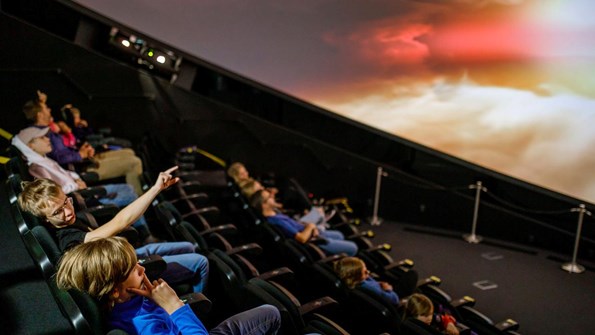 Planetarievisning i Wisdome Umeå