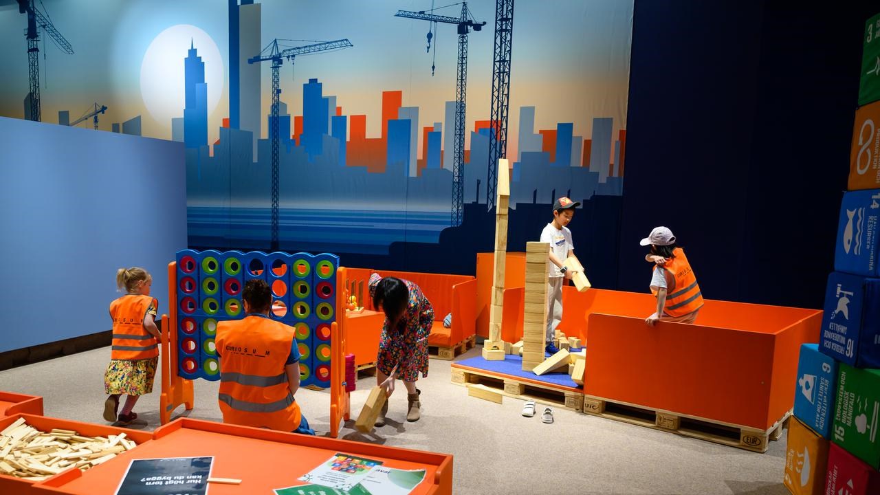 En landskapsbild över Curiosums byggsal