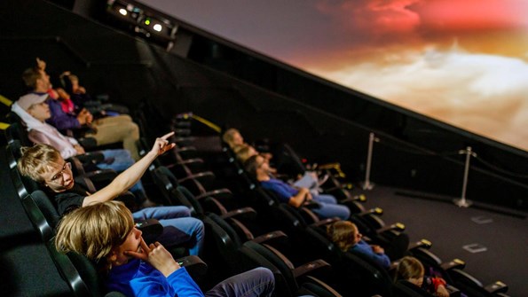Planetarievisning i Wisdome Umeå