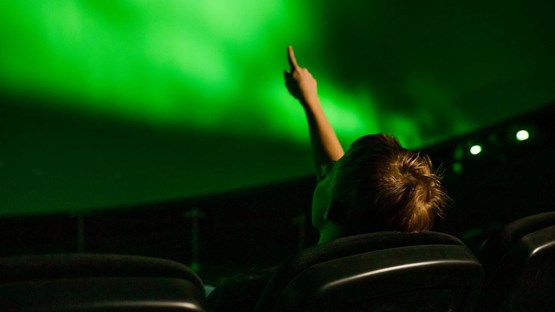 Planetarievisning i Curiosums domteater