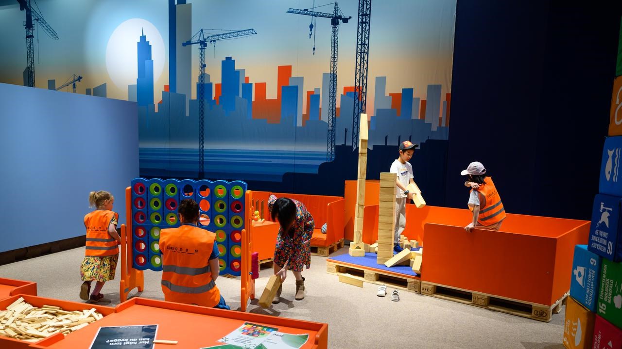 En landskapsbild över Curiosums byggsal