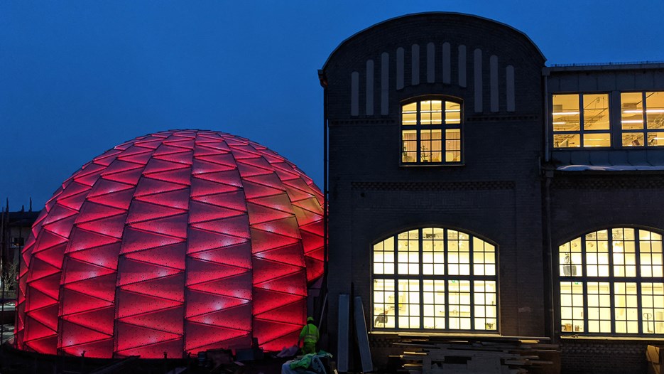 Curiosum med domteater